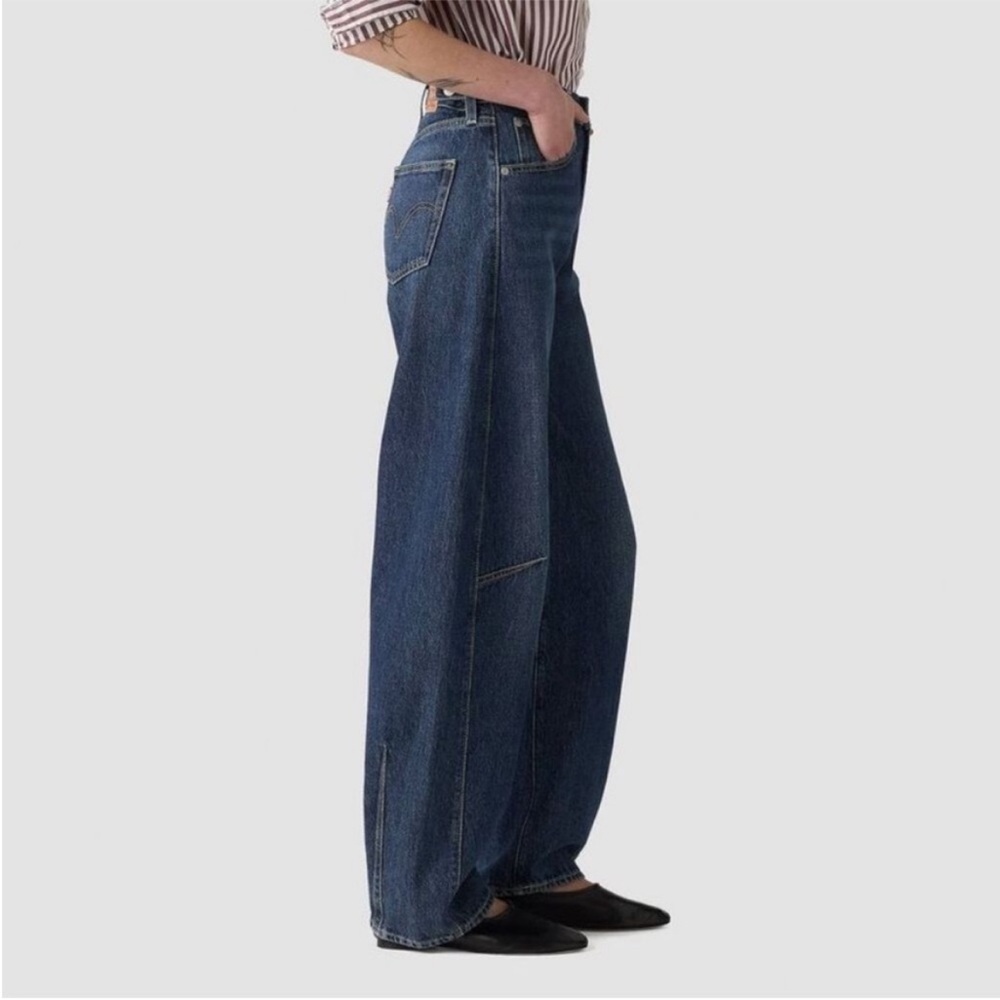 NWT Levi's Cinch Barrel Jeans - Picture 2 of 13